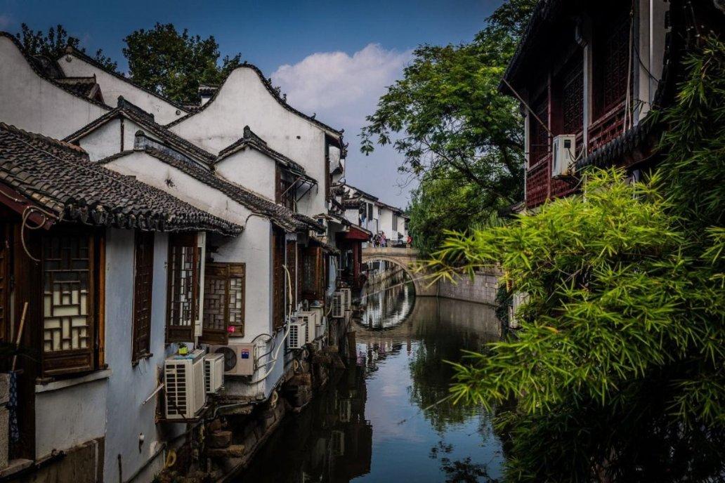 手机偷听声音算隐私侵犯吗？游戏画面